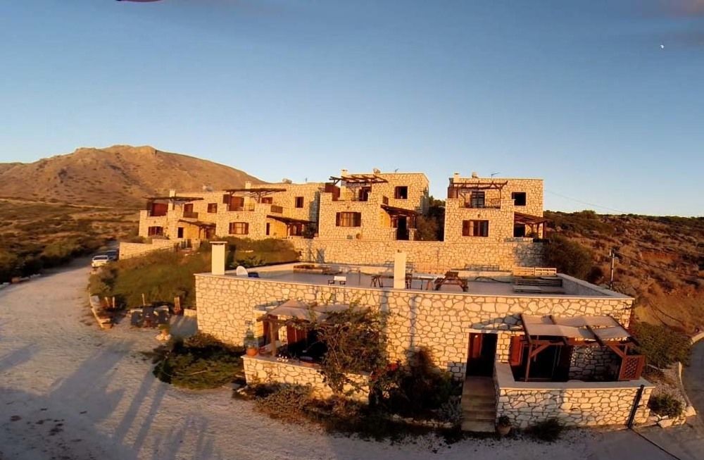 Ville Du Soleil - Exclusive Homes With Rustic Charm And Sensational Views Of The Mediterranean Sea Makrýgialos エクステリア 写真