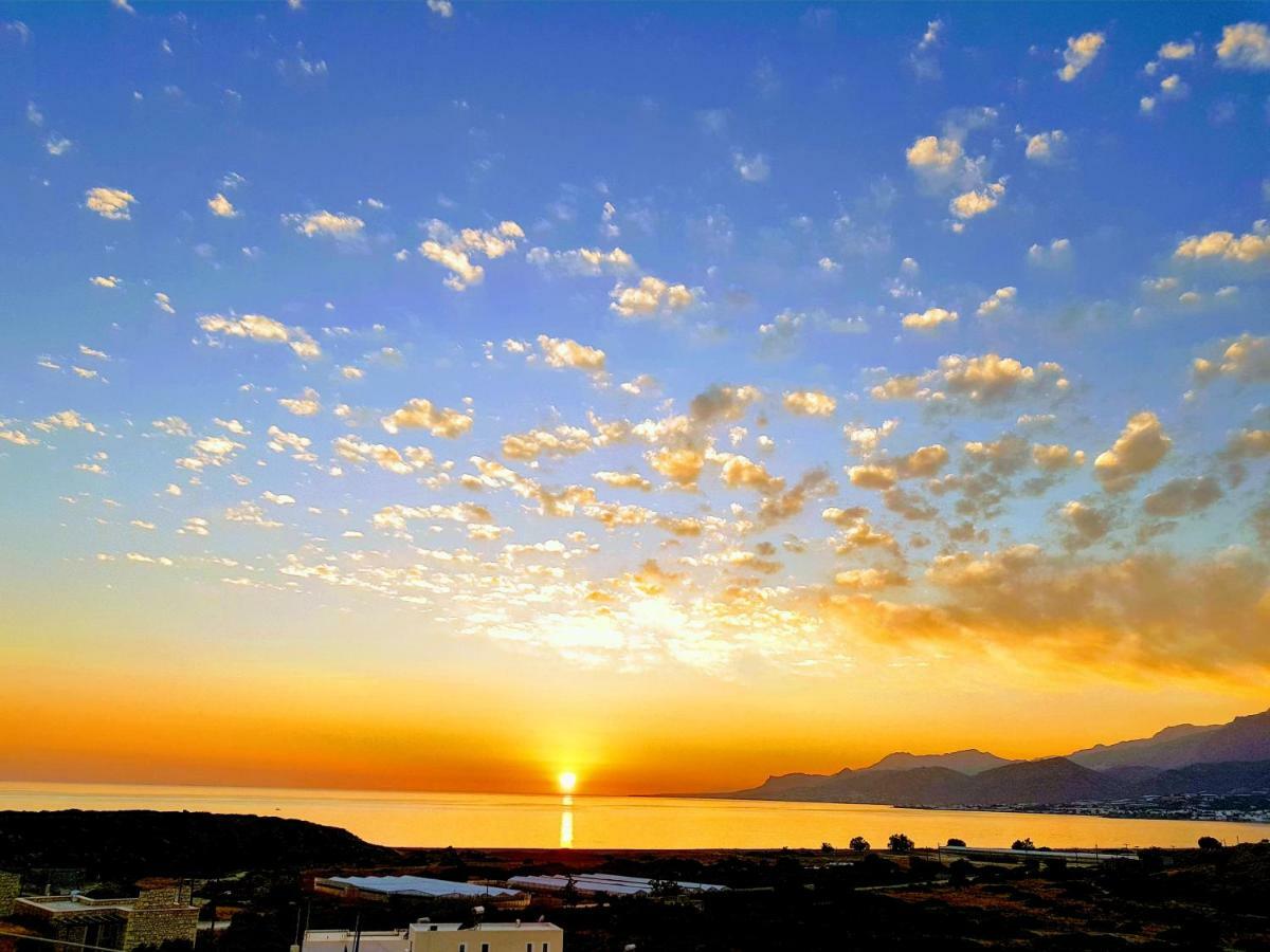 Ville Du Soleil - Exclusive Homes With Rustic Charm And Sensational Views Of The Mediterranean Sea Makrýgialos エクステリア 写真