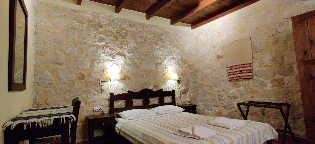 Ville Du Soleil - Exclusive Homes With Rustic Charm And Sensational Views Of The Mediterranean Sea Makrýgialos エクステリア 写真